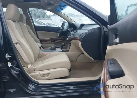 2012 Honda Accord 2.4 Ex from USA, damaged, VIN 1HGCP2F77CA027401